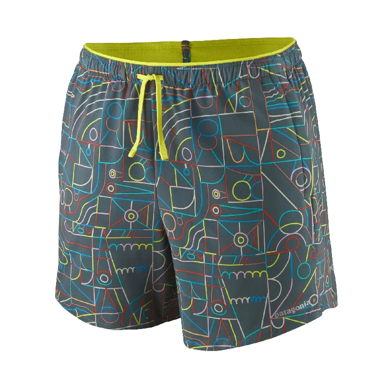 Button-front shorts – Shorts with a button-up closure at the front for a chic, stylish detail.Women's Multi Trails Shorts - 5½"