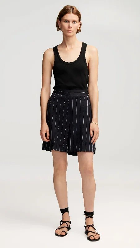 Booty shorts – Very short shorts that focus on accentuating the figure and providing maximum comfort.Tailored Shorts in Stretch Wool | Navy Pinstripe