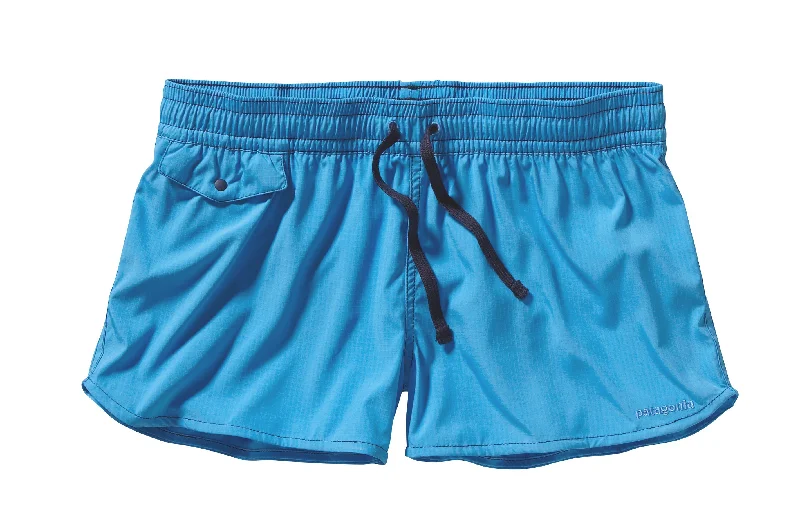 Velvet shorts – Luxurious, soft shorts made from velvet material, often worn for more festive or evening occasions.Women's Light & Variable® Board Shorts - 2 1/2"