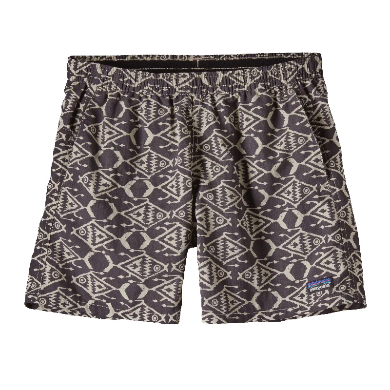 Tailored shorts – Well-fitted, structured shorts, often more formal or polished for work or events.W's Baggies™ Shorts - 5"