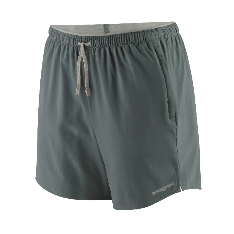 Athletic shorts – Shorts designed for sports or working out, often made from lightweight, moisture-wicking materials.Women's Multi Trails Shorts - 5½"