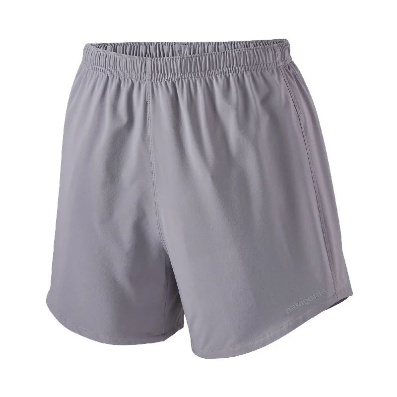 Denim shorts – Shorts made from denim fabric, often associated with a casual, summery vibe.Women's Trailfarer Shorts - 4½"