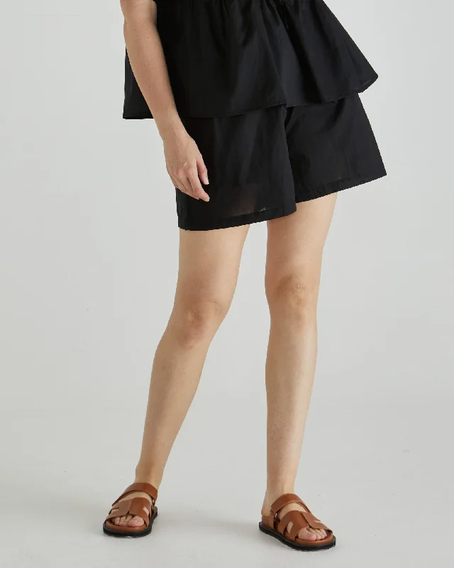 Bermuda shorts – Knee-length shorts that offer a more conservative and comfortable fit.Sass Rumi Cotton Shorts Black