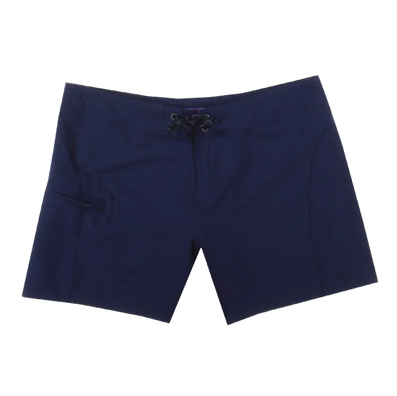 Denim shorts – Shorts made from denim fabric, often associated with a casual, summery vibe.W's Meridian Board Shorts