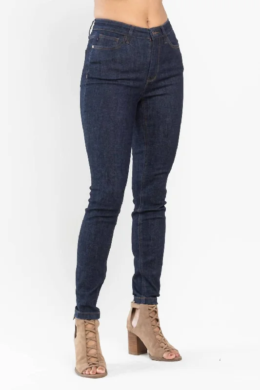 Classic Back Pocket Embroidery Skinny Jeans In Blue