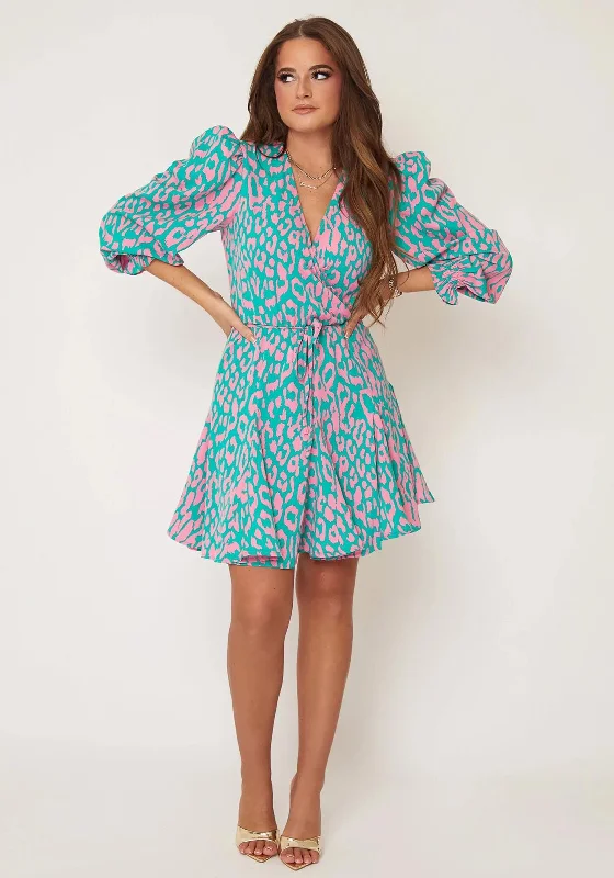 Mini skirt – Very short skirt, typically above the knee.Girl in Mind Eve Mini Dress, Pink & Turquoise