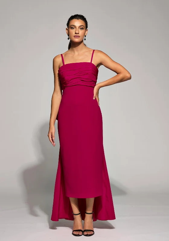 A-line dress – Dress that is fitted at the top and gradually flares out, creating an A-shape silhouette.Moskada Cecilia Taffeta Bow Tie Back Midi Dress, Red