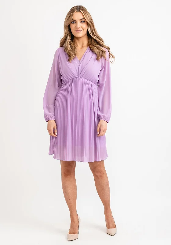 Ruffle skirt – Skirt with ruffled edges or layers, adding movement and texture.Seventy1 One Size Pleated Mini Dress, Lilac