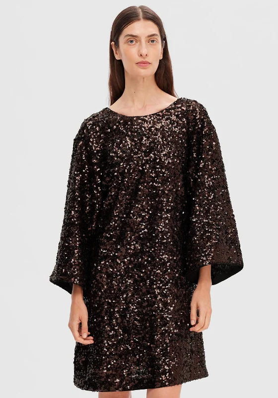 Mini skirt – Very short skirt, typically above the knee.Selected Femme Mallie Sequin Smock Mini Dress, Java