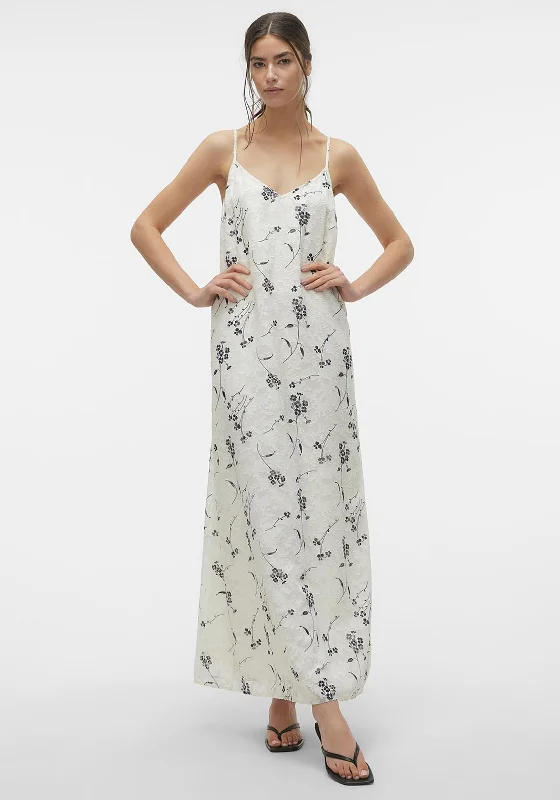 V-neck dress – Dress with a V-shaped neckline that flatters the chest and elongates the neck.Vero Moda Khloe Singlet Ankle Maxi dress, Birch