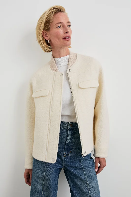 Cropped – Short in length, above the waistKINSLEY JACKET - IVORY