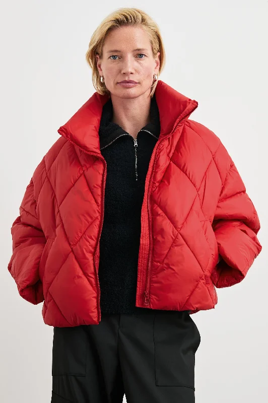 Breathable – Allows airflow, keeps you coolSUMMIT JACKET - SCARLET