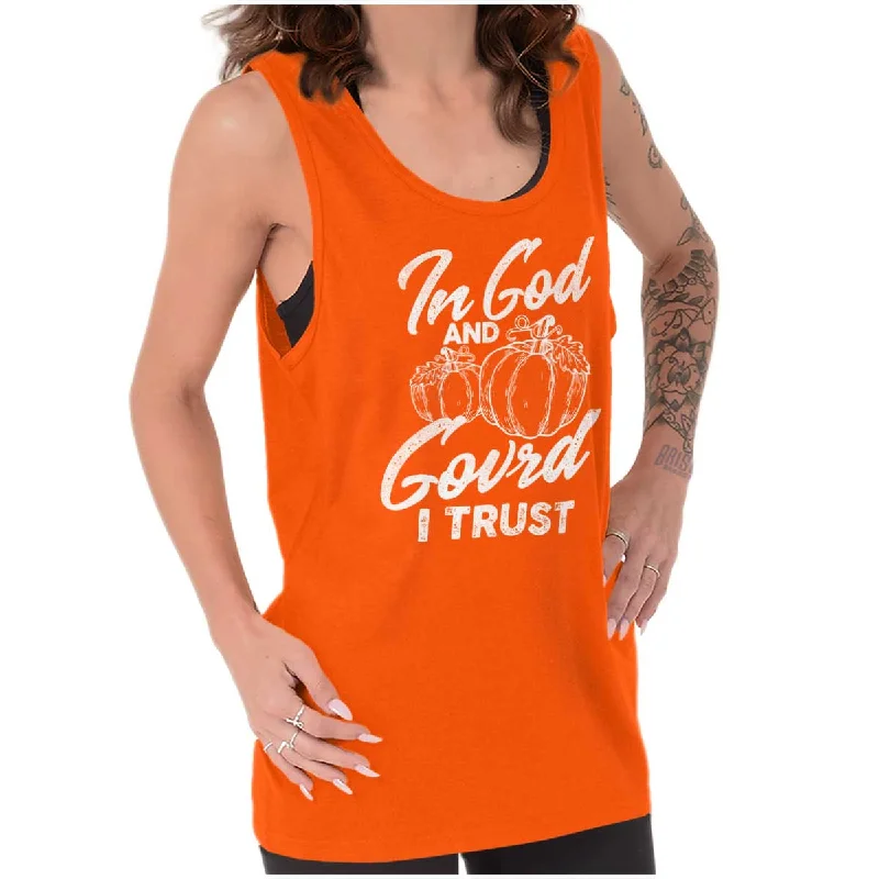 V-neck vest – Vest with a V-shaped neckline for a flattering fitIn God I Trust Tank Top