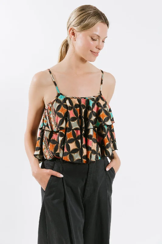 Cropped vest – Shortened length, typically above the waistNahar Tank Top