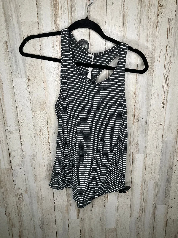 Cowl neck vest – Vest with a draped, loose-fitting neck for added styleStriped Pattern Athletic Tank Top Lululemon, Size S