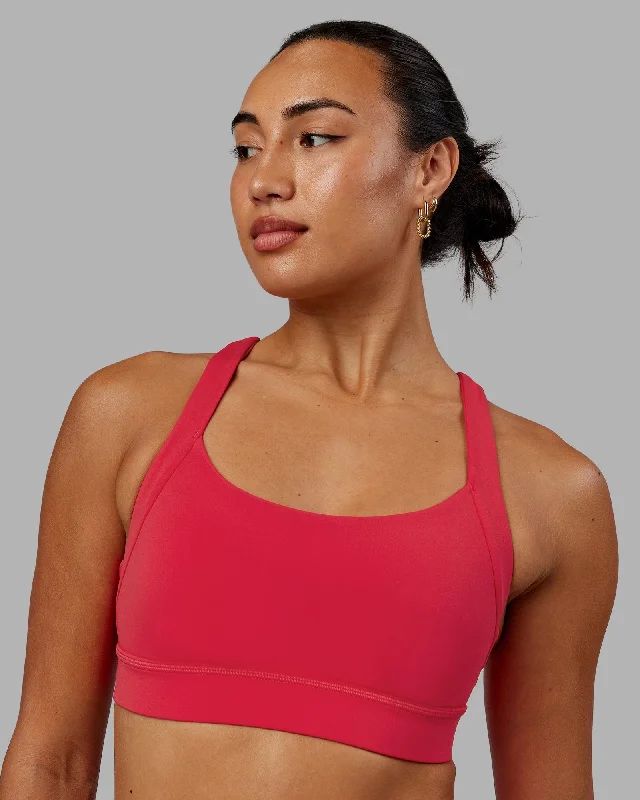 Yoga sports bra – Lightweight and comfortable sports bra designed specifically for yoga, offering gentle support.Advance Sports Bra - Scarlet