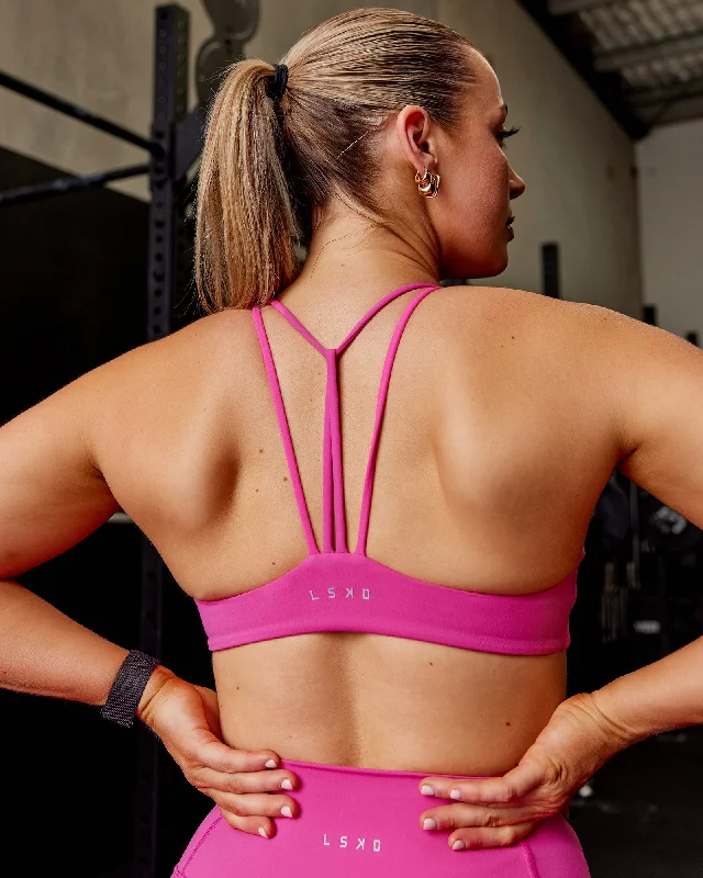 Vegan sports bra – Sports bra made from eco-friendly, cruelty-free materials, suitable for ethical consumers.Agile Sports Bra - Fuchsia Pink