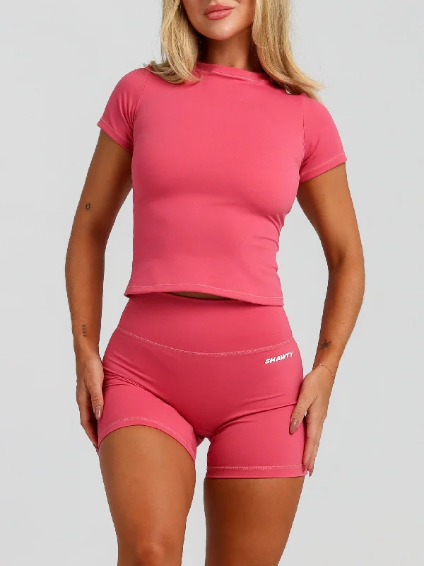 Wireless sports bra – Sports bra without underwire, offering more comfort and flexibility for a wide range of activities.Base Shape Tee