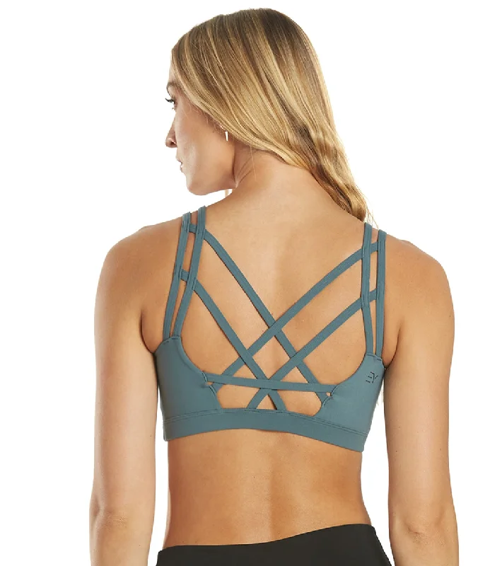 V-neck sports bra – Sports bra with a V-shaped neckline for a flattering and comfortable fit.Everyday Yoga Radiant Solid Strappy Back Sports Bra Eucalyptus Grey