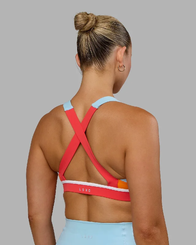 Breathable sports bra – Sports bra made from lightweight, moisture-wicking fabrics to keep the body cool and dry.Revitalise Sports Bra - Glacial Blue-Cayenne