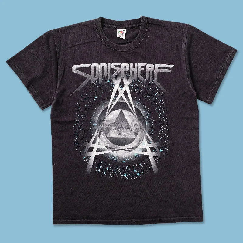 Cap sleeve – Short sleeve that covers only the shoulder2011 Sonisphere T-Shirt Small