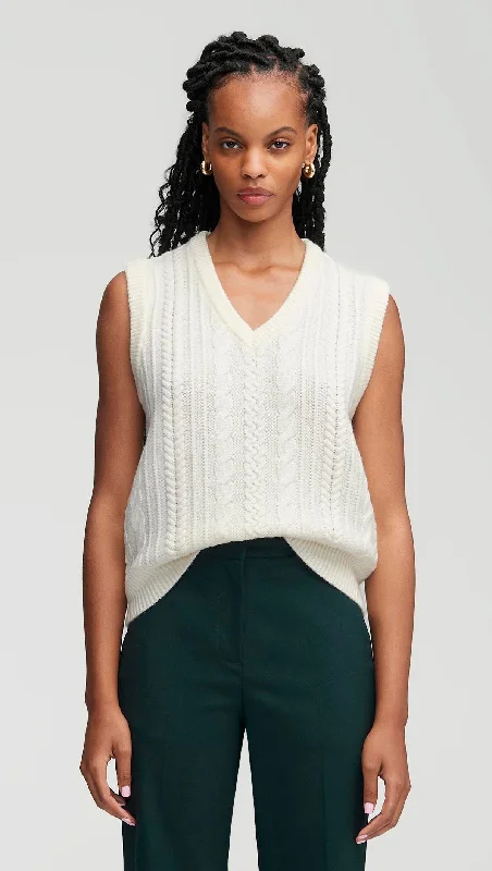 Crew neck – Round neck, classic styleCable Boyfriend Vest in Merino Wool | Cream