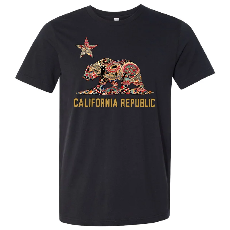 Crew neck – Classic round necklineCalifornia Republic Paisley Bear Asst Colors Mens Lightweight Fitted T-Shirt/tee