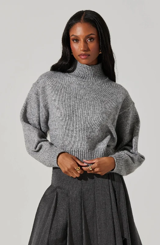 Long sleeve – Full-length sleevesFiala Mock Neck Sweater