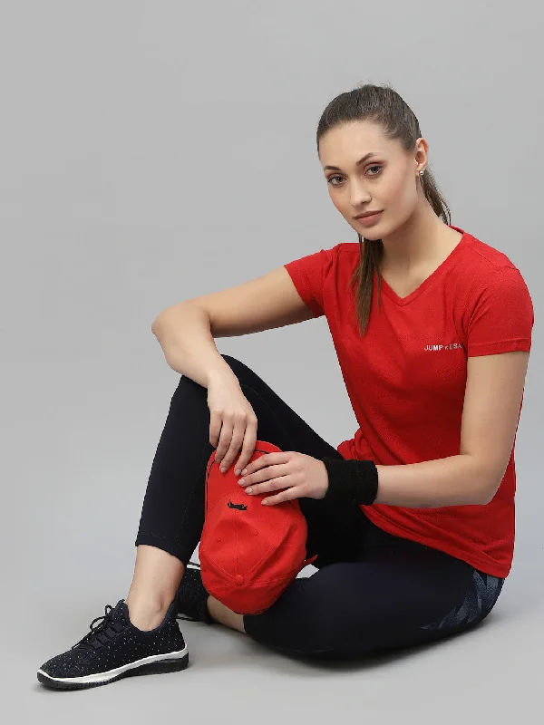 Oversized – Loose, relaxed fit, often with dropped shouldersJUMP USA Women Rapid-Dry Antimicrobial Running T-shirt