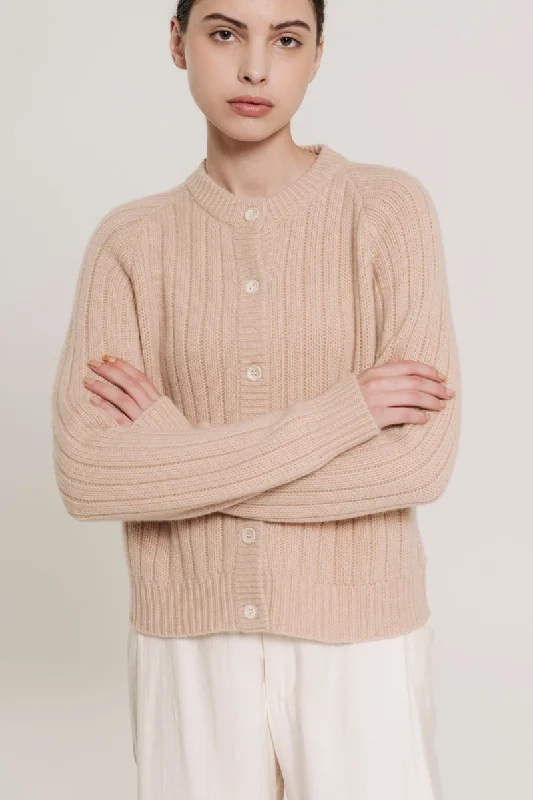 Cropped – Shortened length, above the waistlenox cardigan