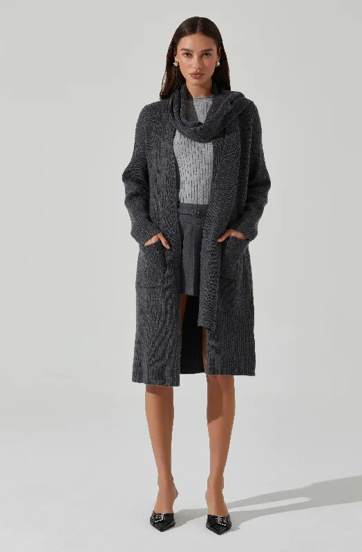 Hooded – Sweater with an attached hoodNoemi Ribbed Scarf Cardigan