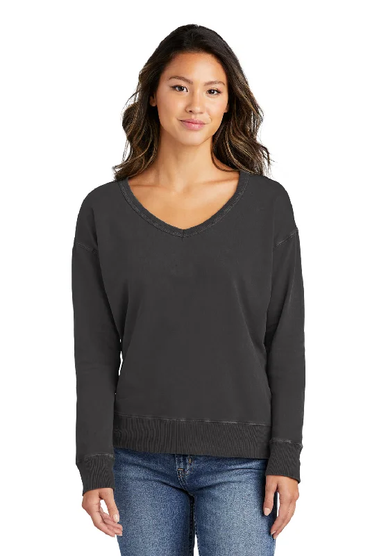 Long sleeve hoodie – Classic long-sleeve style hoodiePort & Company Womens Beach Wash Garment Dyed V-Neck Sweatshirt - Coal Grey