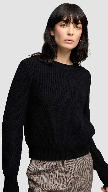 Waffle knit – Textured knit resembling a waffle patternShrunken Crewneck in Wool Cashmere | Black