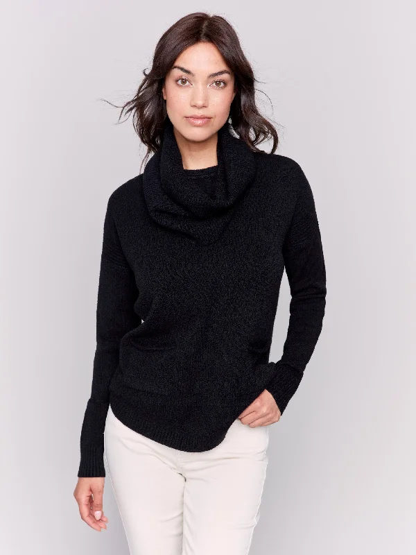 Oversized – Loose-fitting, relaxed silhouetteSweater with Removable Scarf - Black