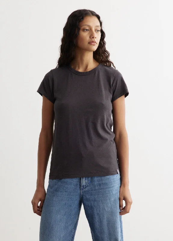 Faded – Pre-washed or faded look for a vintage vibeThe Slub T-Shirt