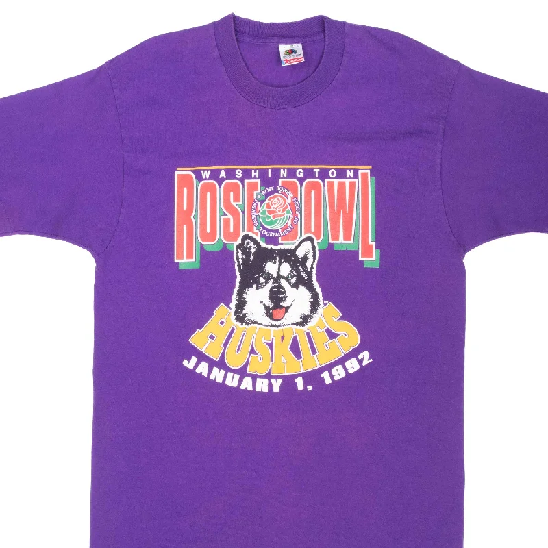 Fitted – Snug, form-fitting styleVINTAGE NCAA WASHINGTON HUSKIES ROSE BOWL 1992 TEE SHIRT MEDIUM MADE IN USA