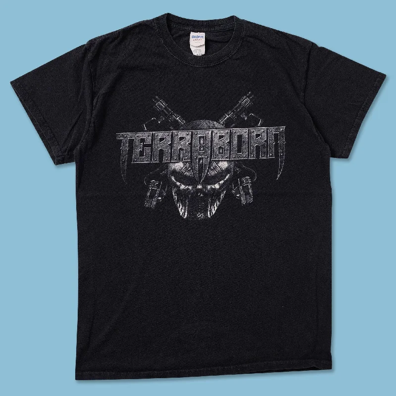 Asymmetrical – Uneven hem or design, adds a modern twistVintage Terraborn T-Shirt Small