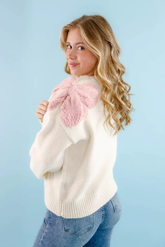 V-neck – Sweater with a V-shaped necklineWrapped Up In It Sweater